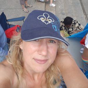 Meet your Posher, Laura